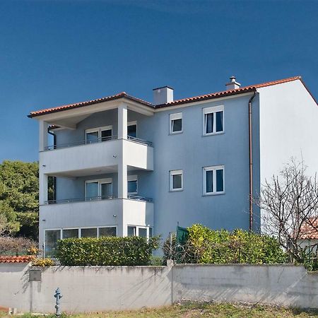 Inga*S Place Пула Екстериор снимка